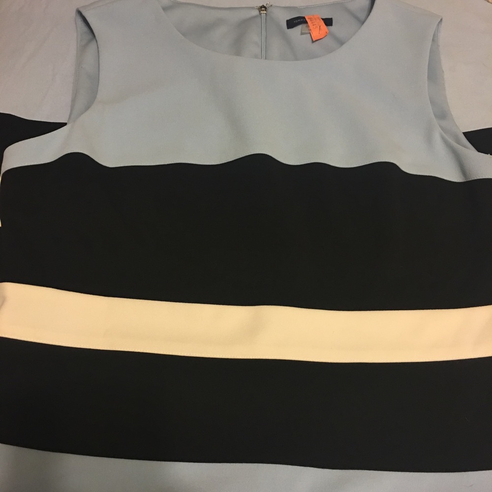 Ladies EUC Tommy Hilfiger Sheath Dress 👗